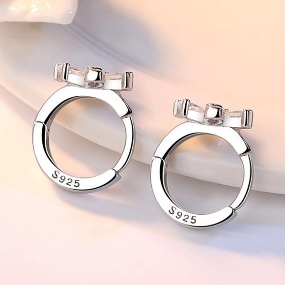 *925 Sterling Silver Diamond Flower Hoop Earrings - Picture 5 of 6